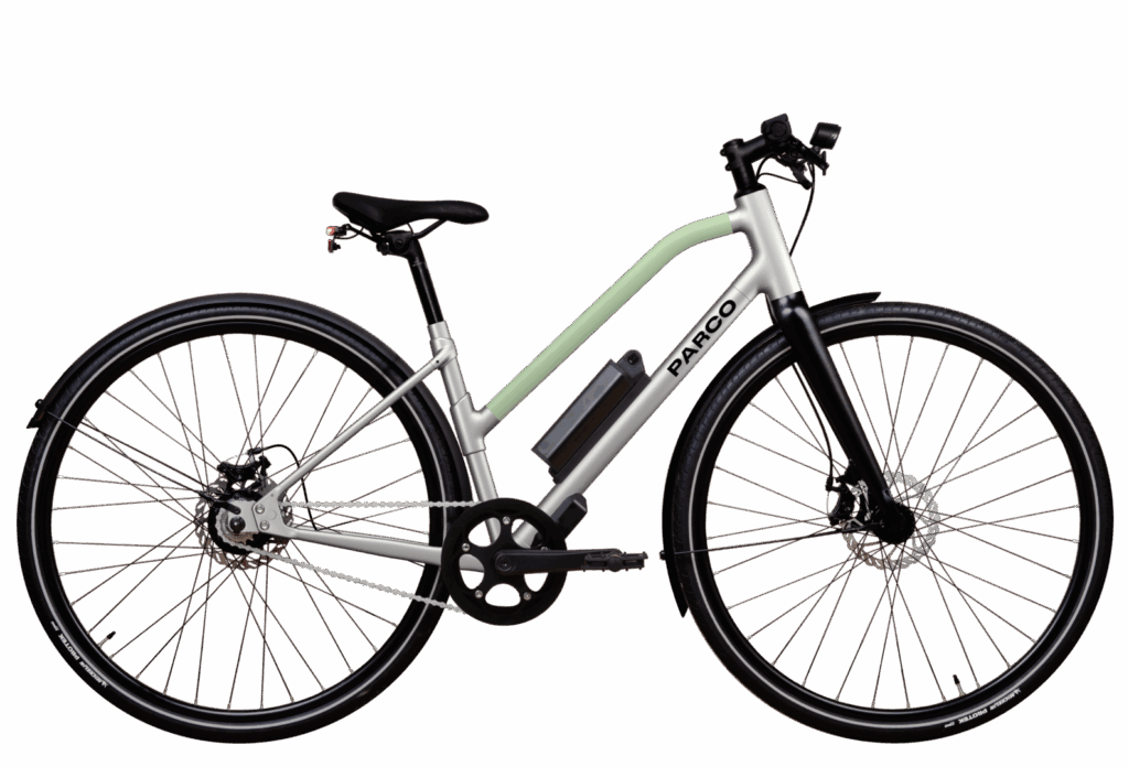 Vélo électrique Parco à cadre bas vu de profil avec son cadre transversal en coloris vert eau
